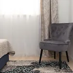 Antoni 2 * Podstrana