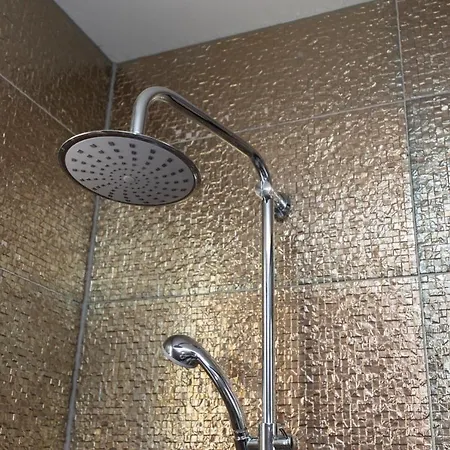 Apartman Antoni 2 *