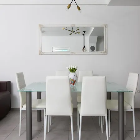 Apartman Antoni 2 *